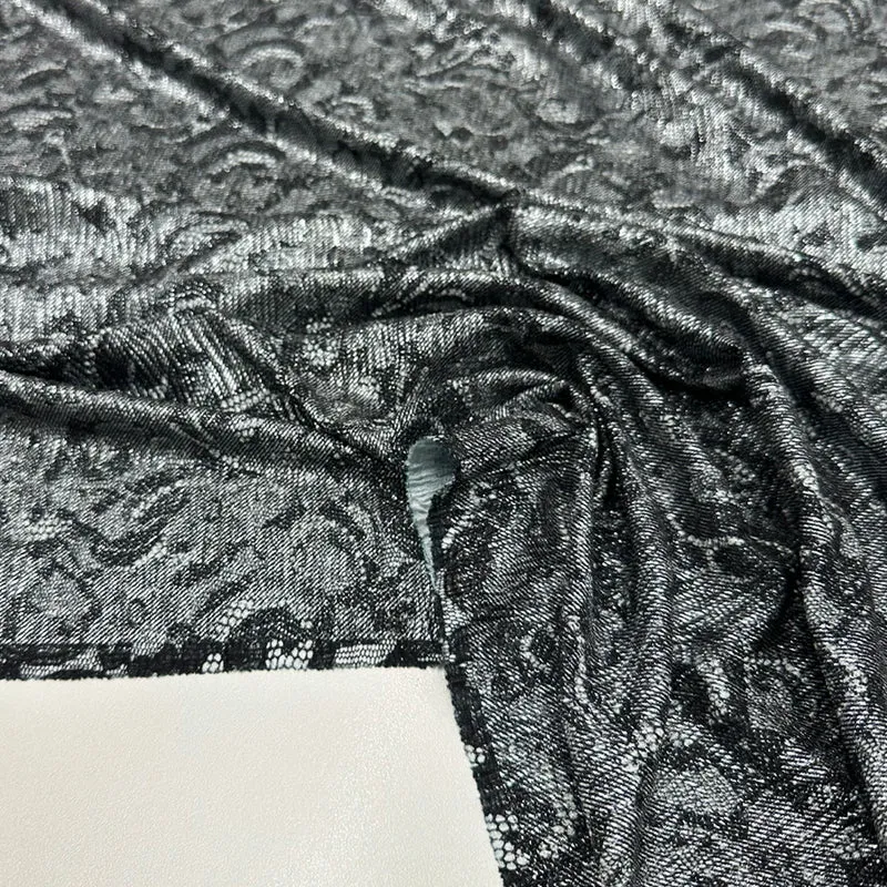 Tissu Plissé - Motif Dentelle Métallisé, Divaia