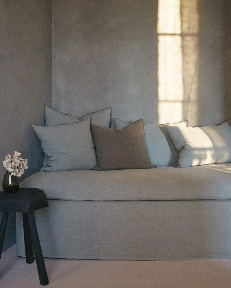 Coussin Vice Versa Black Line en Lin Stone Washed, Sauge