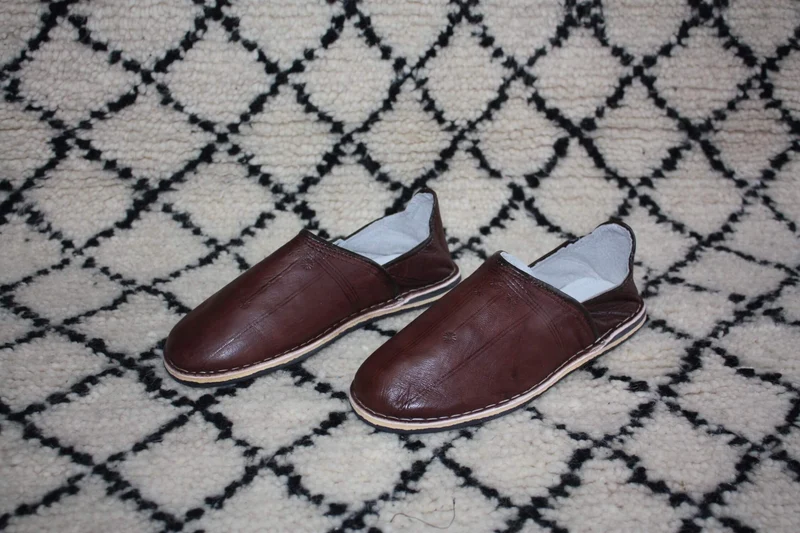 Babouches CUIR Brun avec Talons - Fabrication Marocaine 100% FAIT MAIN - Homme & Femme - Du 38 au 45 -