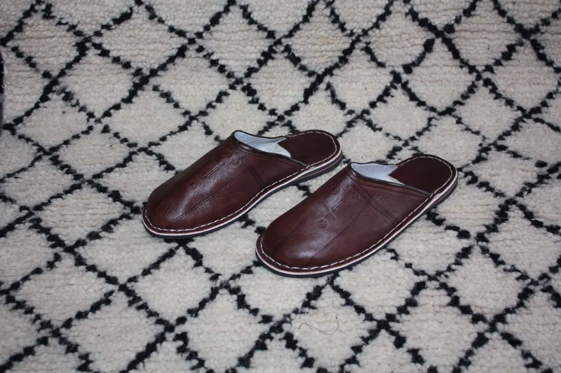 BABOUCHES en CUIR Brun - Fabrication Berbères 100% ARTISANALE - Homme & Femme - Du 35 au 50 !