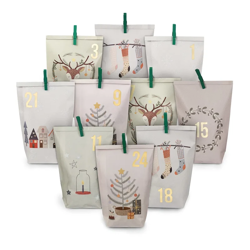 Calendrier de l'Avent sachets imprimés avec pinces vertes en papier/carton blanc pastel