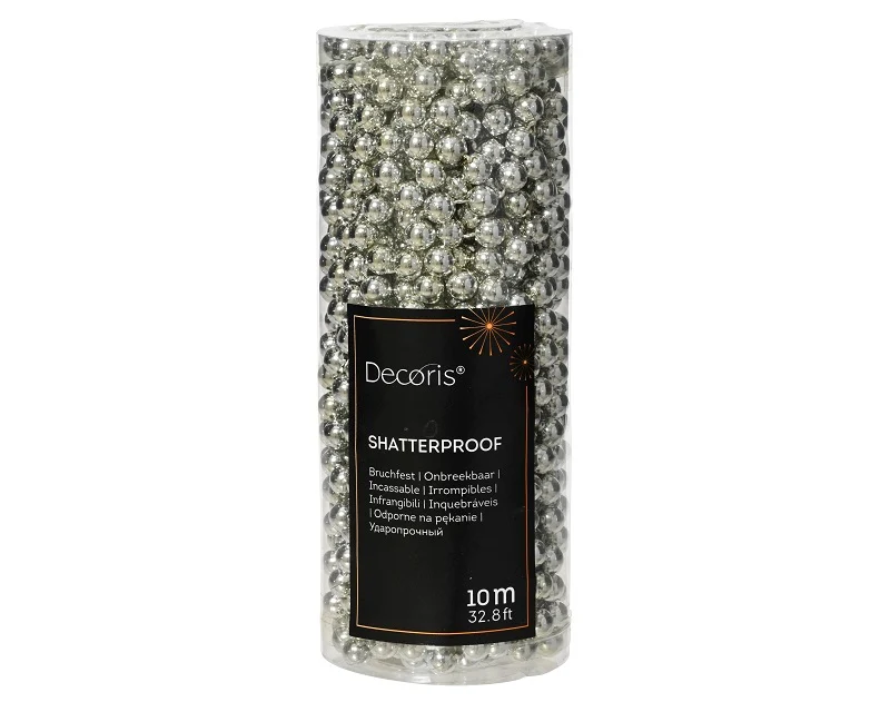 Décoration noël avec guirlande de perles polystyrène brillant