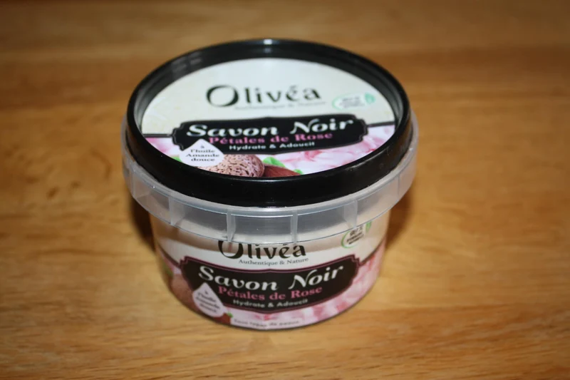 200G à 1KG de Savon Noir du Maroc - PETALES DE ROSES - À l'huile d'amande douce