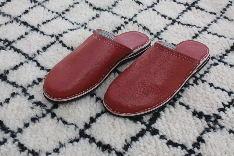 BABOUCHES Cuir ROUGE Carmin - Confort Fait Main 100% Artisanale - Homme & Femme - Du 35 au 45 -