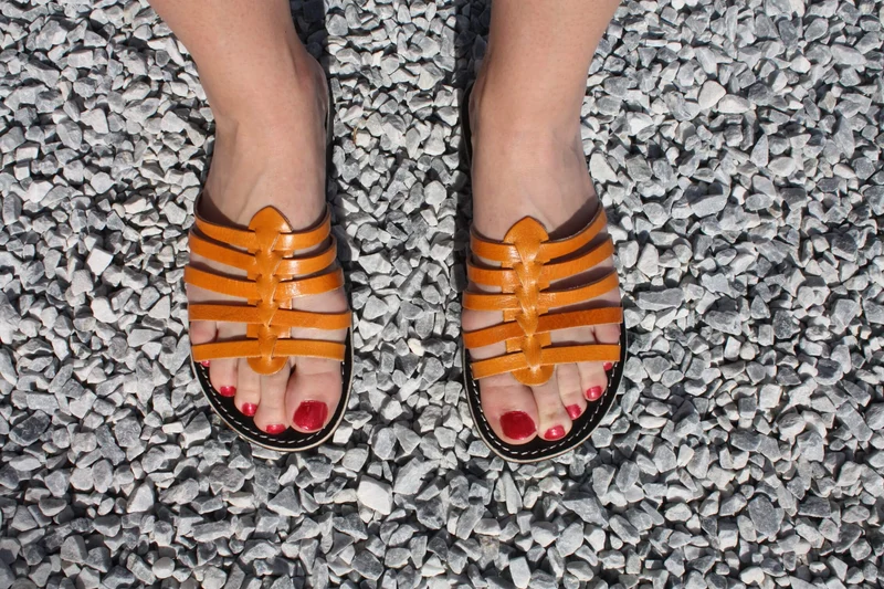 Sandales été Femme - CUIR NOIR & CAMEL - Confort et Artisanat - Du 35 au 43 -