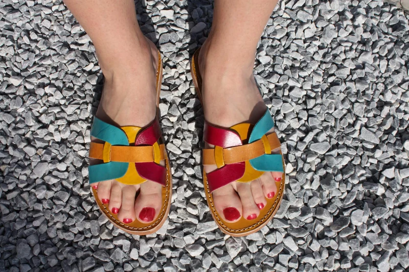 Sandales Femme - CUIR CONFORT - Artisanale & Naturelle - Du 35 au 42 - Turquoise, jaune et Fuchsia -
