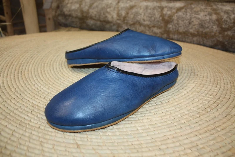 Confortables Chaussons ouverts en CUIR - fourrure Chaude - Bleu Jeans - Couture "cousu retourné" - Homme et Femme - Du 35 au 45