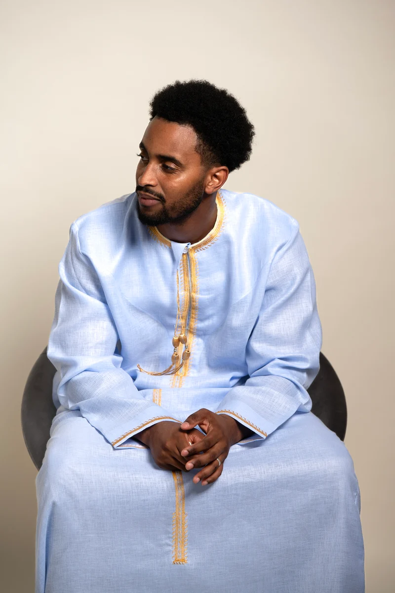 Qamis NAïM bleu poudré