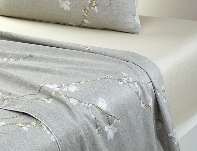 Drap Satin de coton - ALMOND FLOWERS