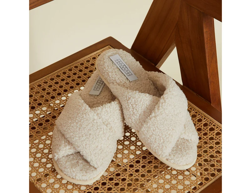 Pantoufle Mule fausse fourrure ecru femme