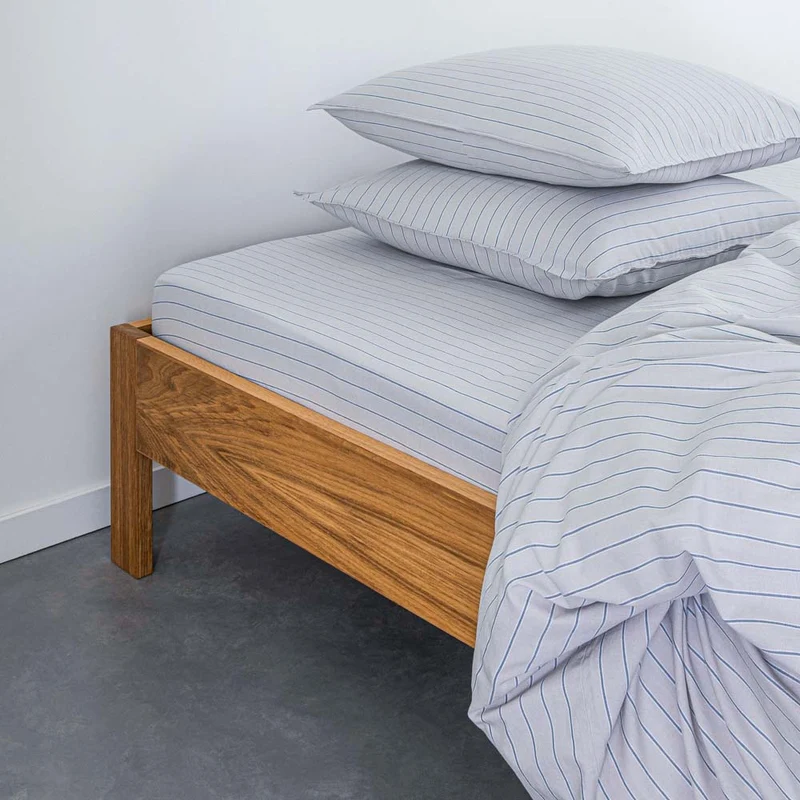 Drap housse en percale de coton lavé 300 fils • Rayures Bleues