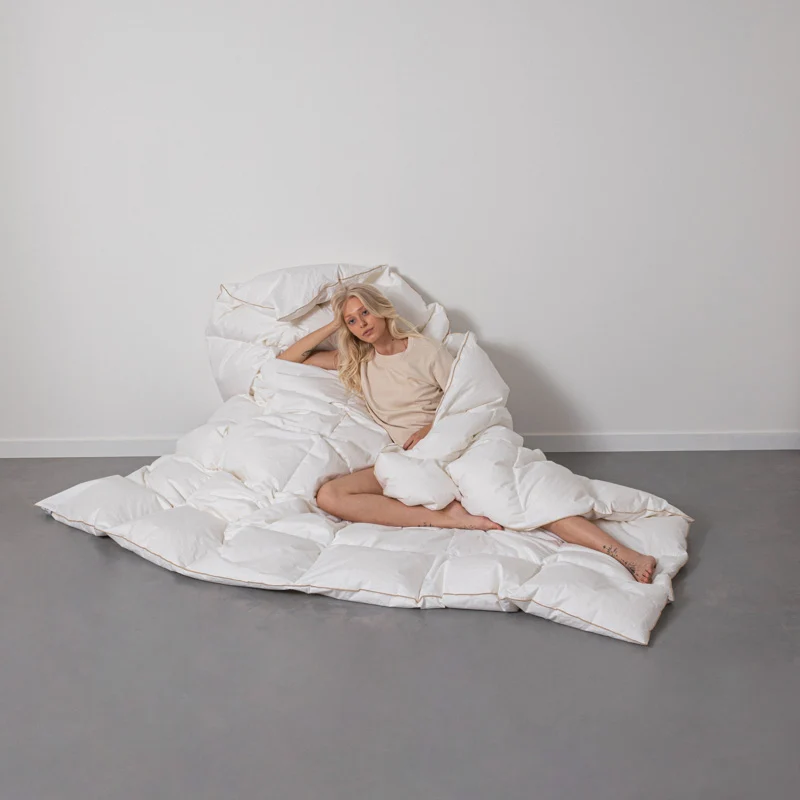 Couette légère 100% naturelle • Plumes & Duvet