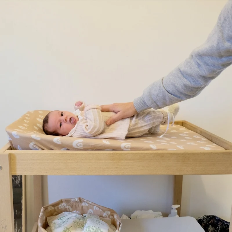 Housse matelas à langer Arc en Pêche