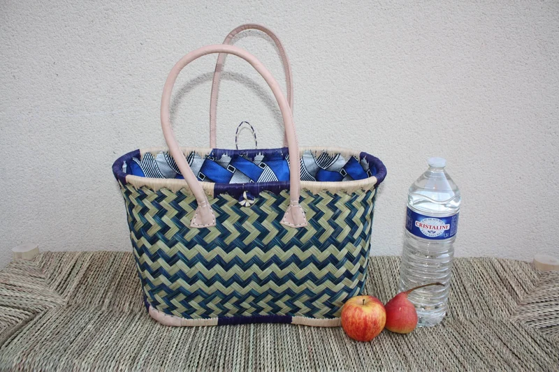 Panier de courses BLEU & NATUREL de MADAGASCAR - Sac Pochon Tissu Bleu - Cabas tressé main - 3 tailles - plage osier marché paille rotin