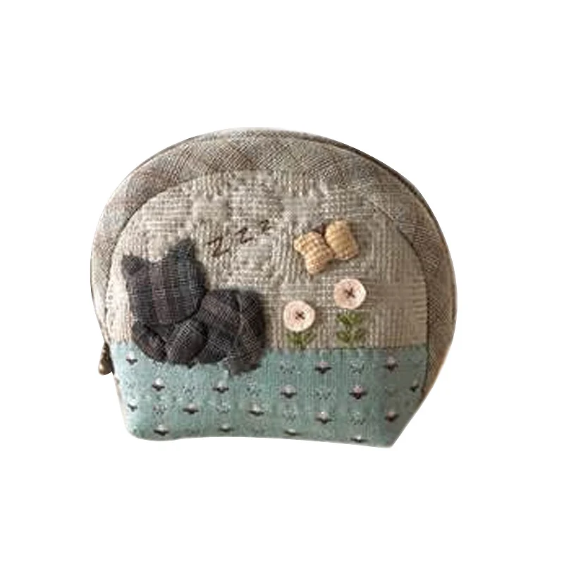 Trousse de couture à coudre en kit chat dormant