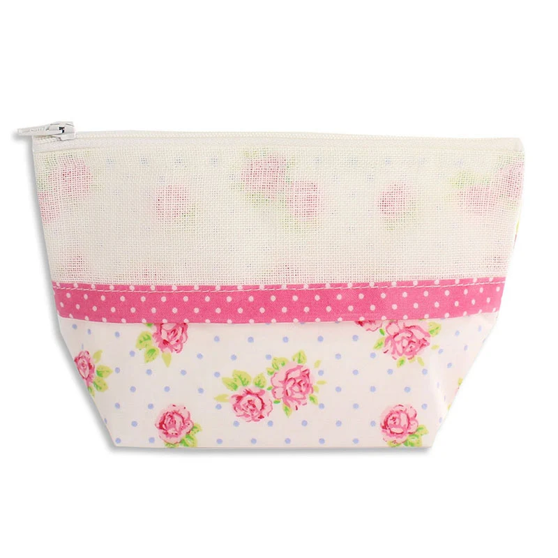 Trousse de couture à broder enduite Roses