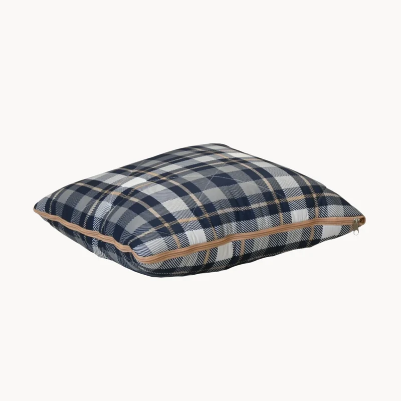 2-in-1 Kussen/Dekbed | Grey Tartan
