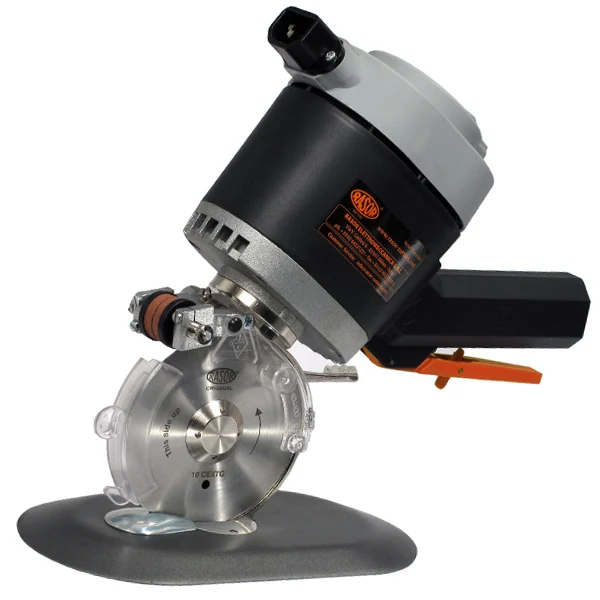 RASOR D100