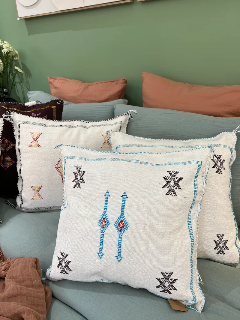 Coussin Berbère - Ecru/noir turquoise - 45 x 45 cm environ