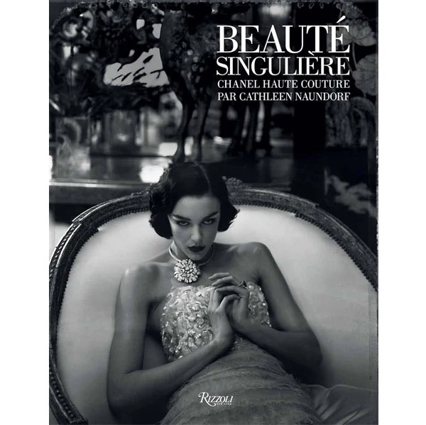 Beauté singulière - Chanel haute couture Cathleen Naundorf