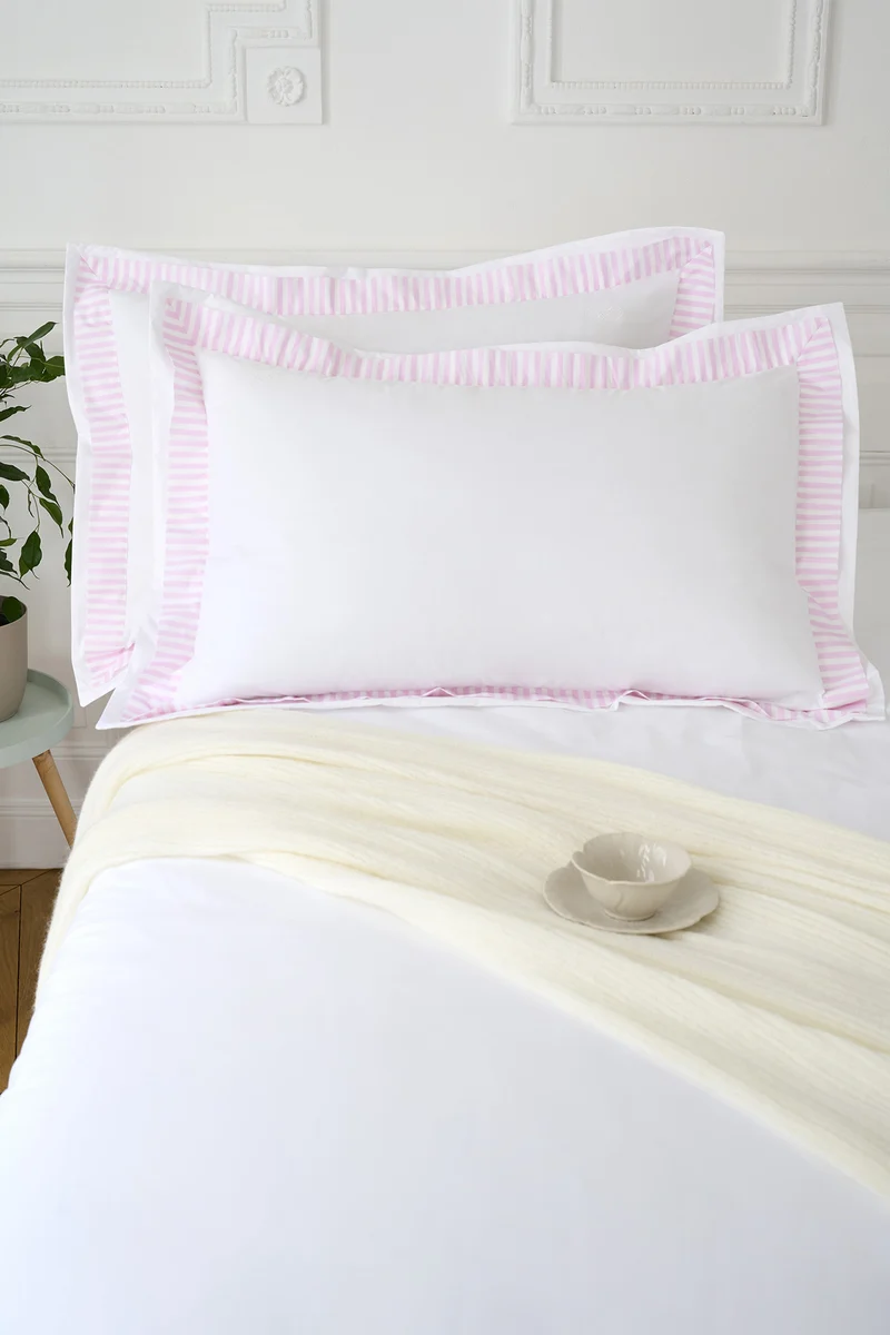 Lot de taies d'oreillers rectangulaires en coton blanc à bordure rose rayée