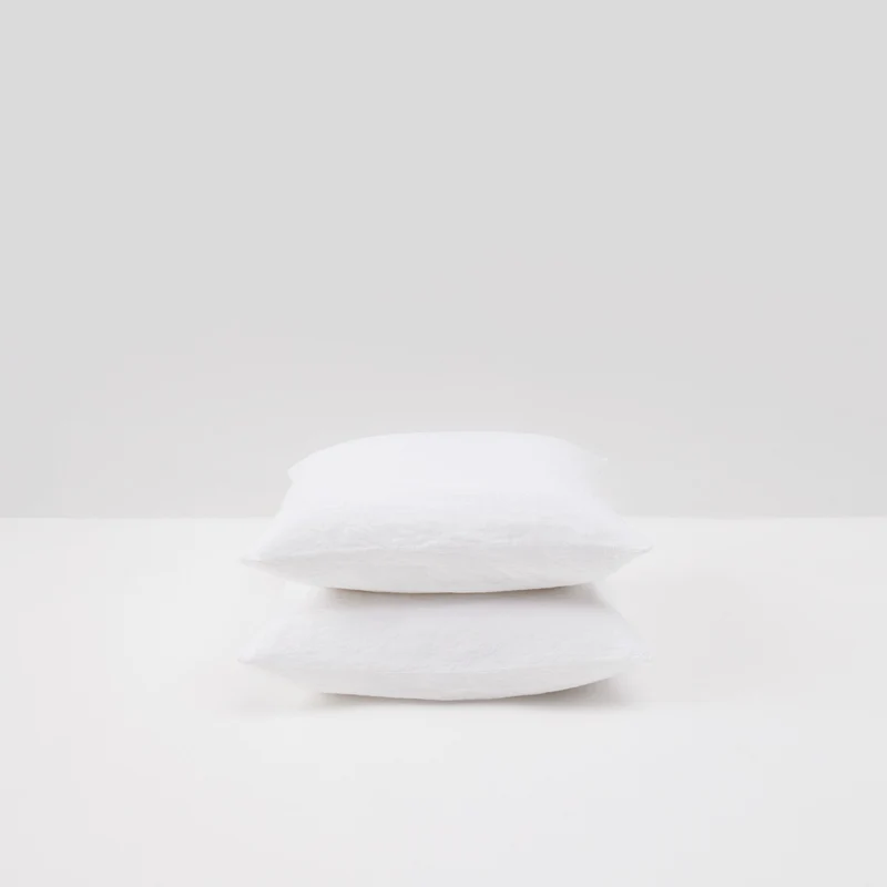 2 taies d'oreiller en lin lavé 190g/m² • Blanc