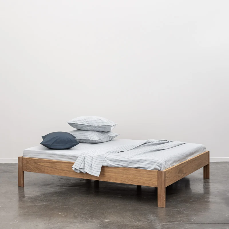 Drap plat en percale de coton lavé 300 fils • Rayures Bleues grises