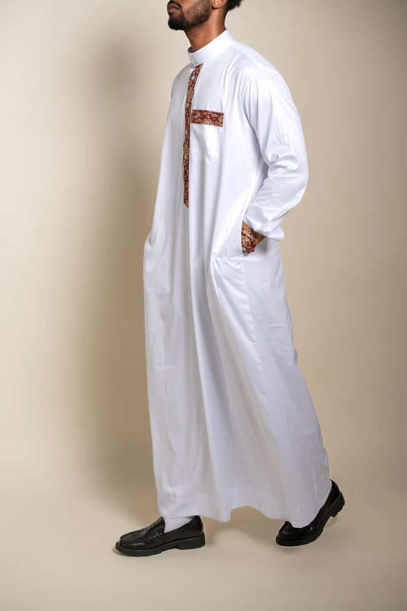 Qamis Isaac
